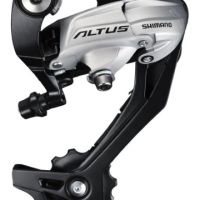 *MENJAČ ZADNJI SHIMANO ALTUS RD-M370-L SGSS 9 BRZINA SILVER
